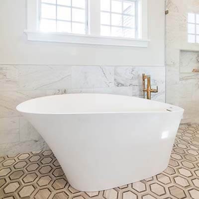 New Seabury home bath tub New Seabury home bath tub